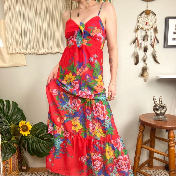 Flying Tomato Dresses & Skirts - Jealous Tomato Tiered Floral Knot Front Maxi Dress Size Small